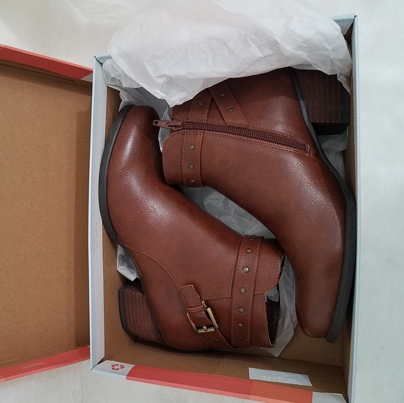 Soul Naturalizer | Carrie Whiskey Bootie - Picture 7 of 9